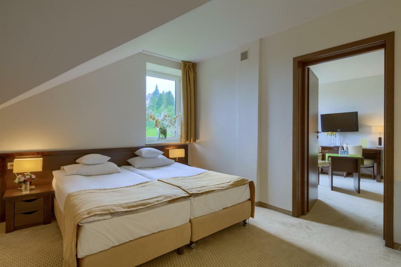 4 Pory Roku & Spa Krynica Zdroj Dış mekan fotoğraf