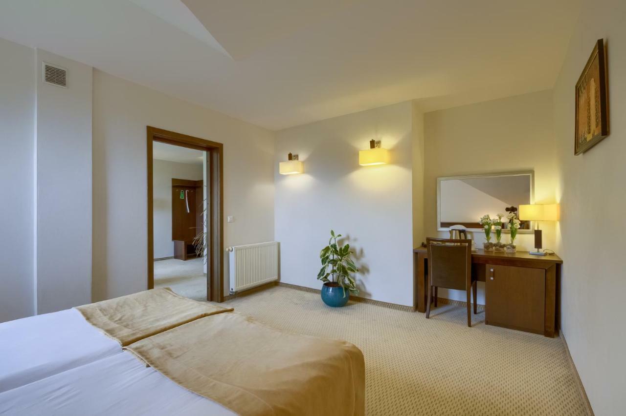 4 Pory Roku & Spa Krynica Zdroj Dış mekan fotoğraf